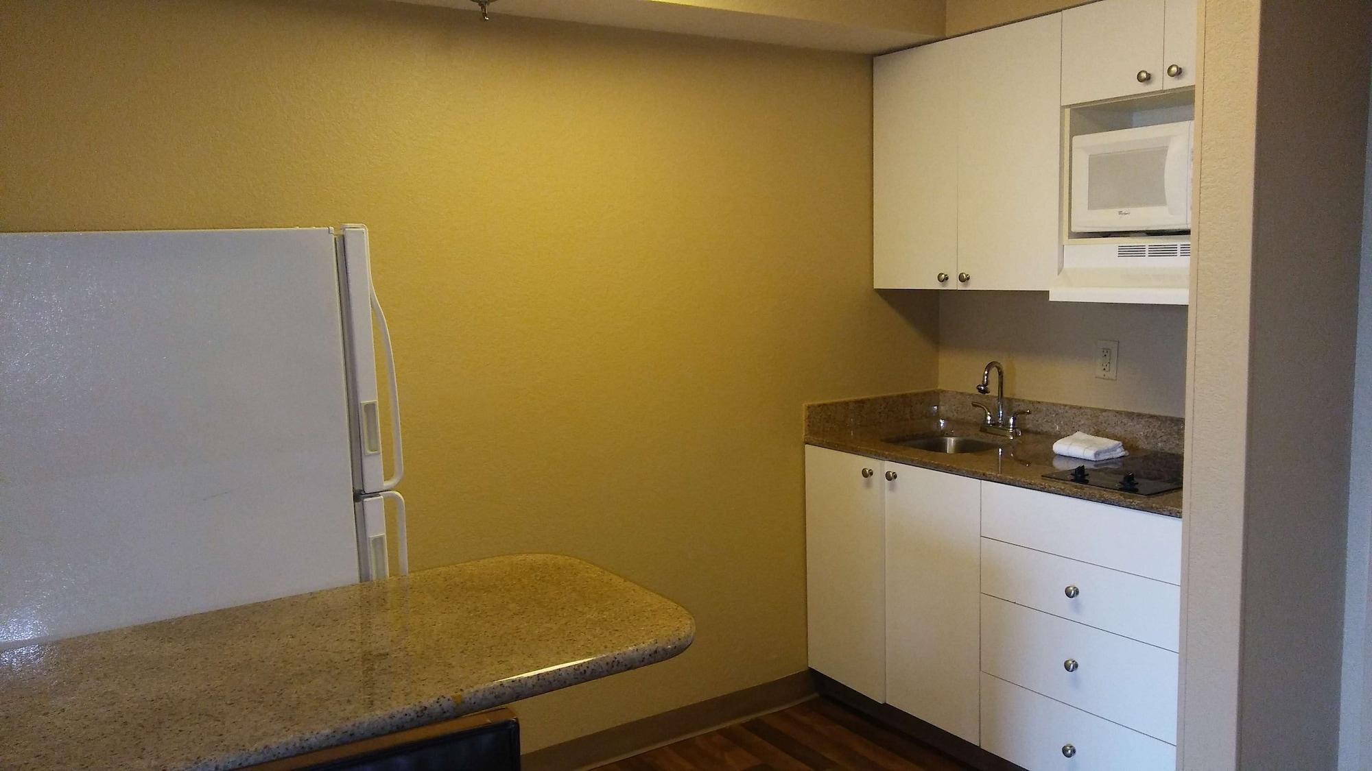 Extended America - - Corporate Park Columbia